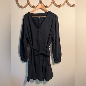 Women’s Gap long sleeve dress with tie belt